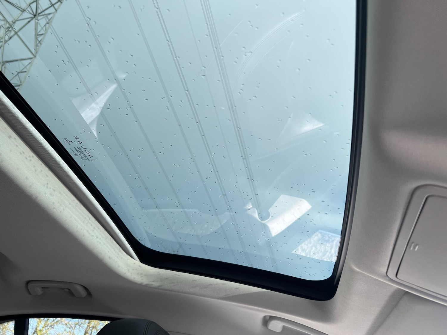 Used Jaguar XE 2017 for sale - 77882639: Photo 26