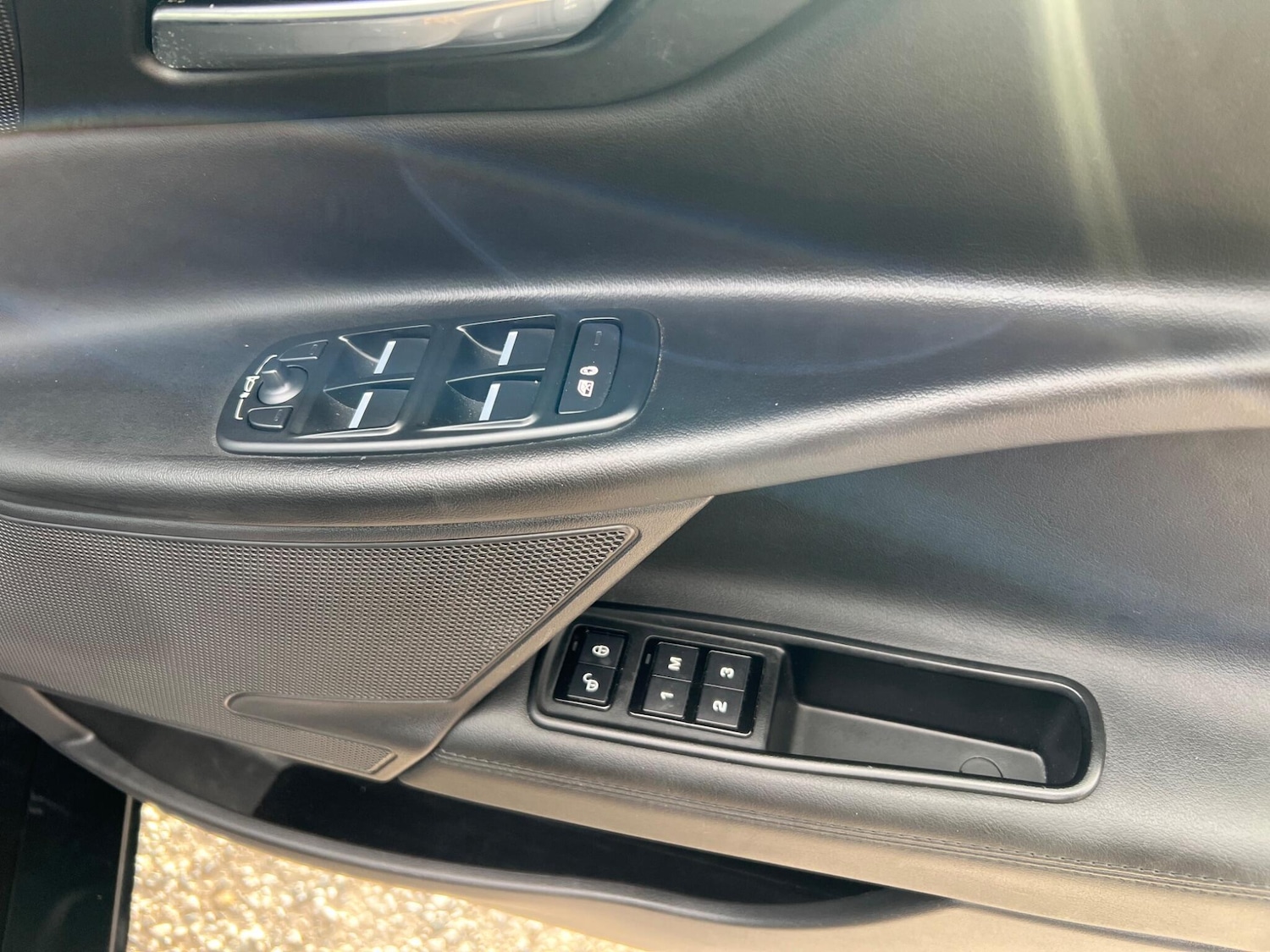 Used Jaguar XE 2017 for sale - 77882639: Photo 29