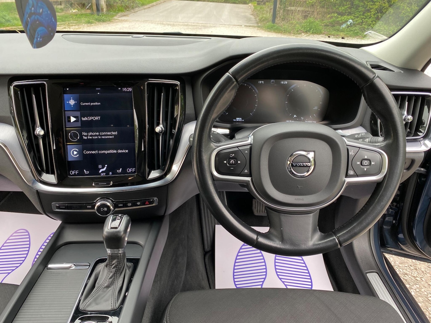 Used Volvo V60 2018 for sale - 78205175: Photo 17