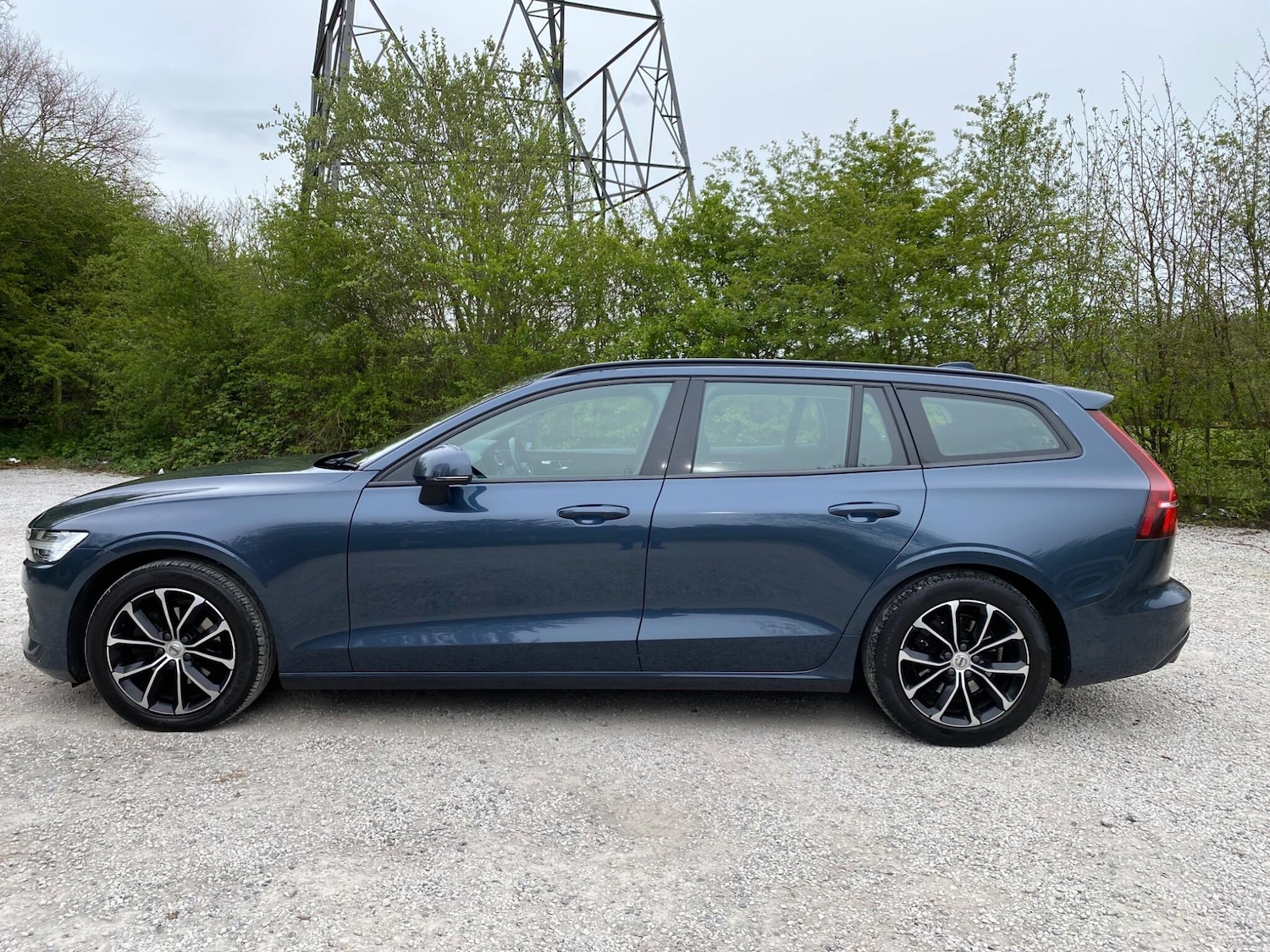 Used Volvo V60 2018 for sale - 78205175: Photo 3