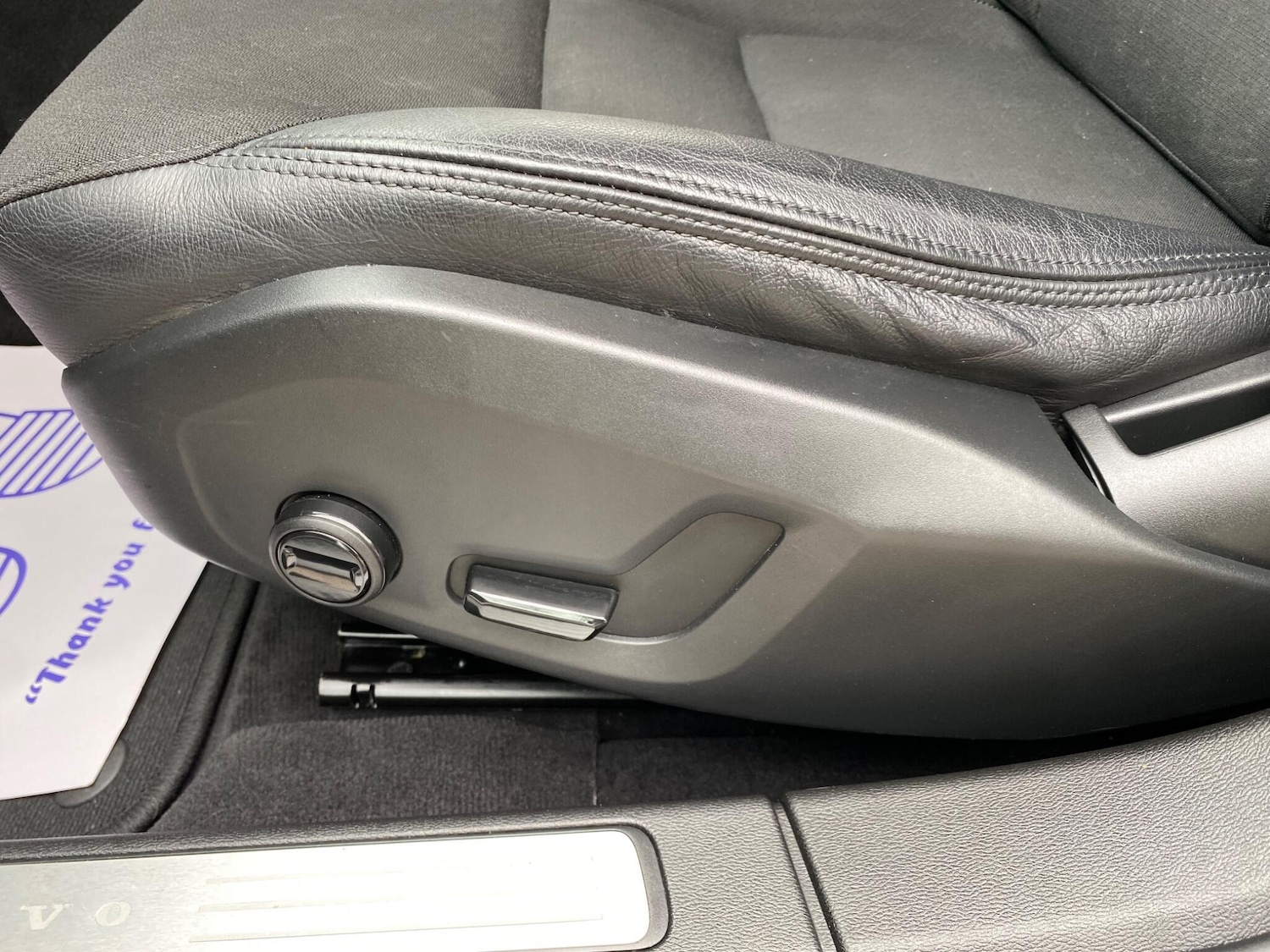 Used Volvo V60 2018 for sale - 78205175: Photo 35