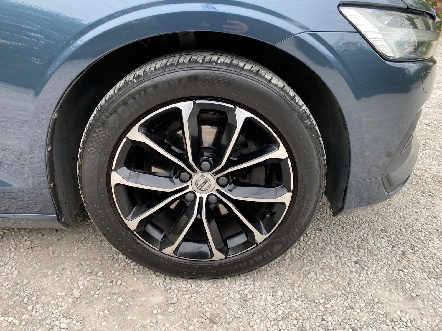 Used Volvo V60 2018 for sale - 78205175: Photo 38