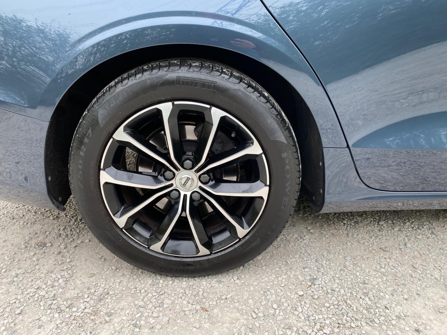 Used Volvo V60 2018 for sale - 78205175: Photo 39