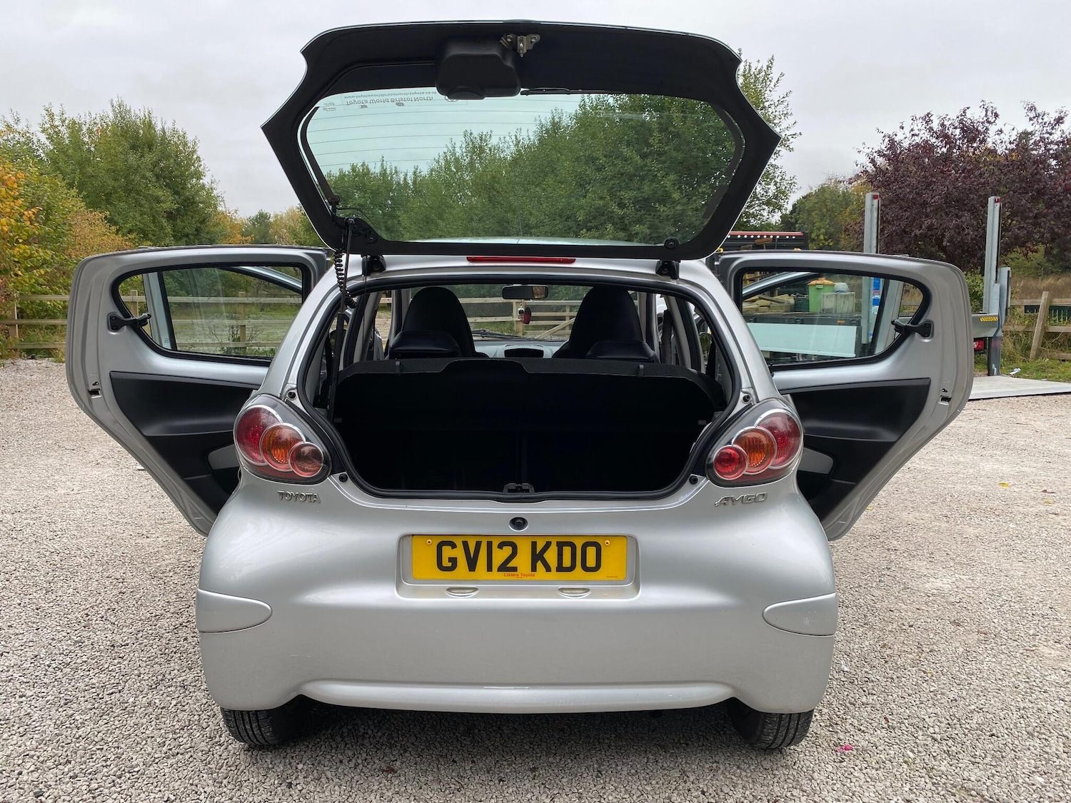 Used Toyota AYGO 2012 for sale - 76259285: Photo 13