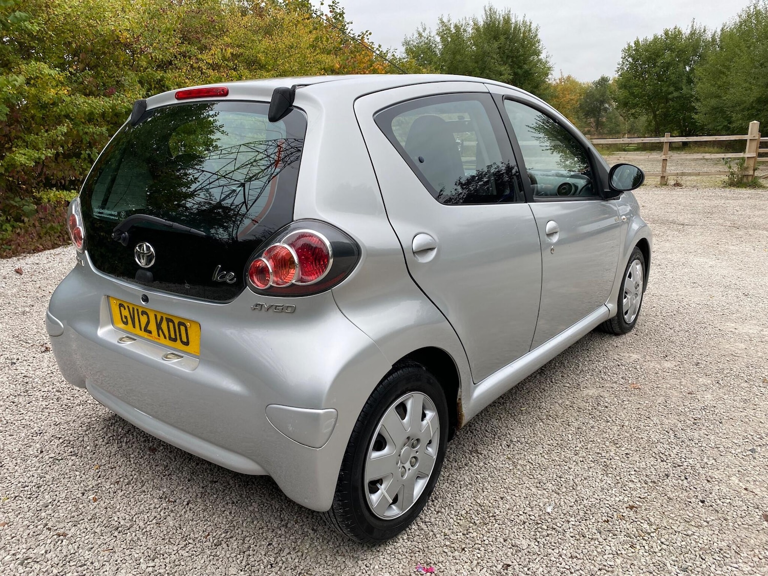 Used Toyota AYGO 2012 for sale - 76259285: Photo 7