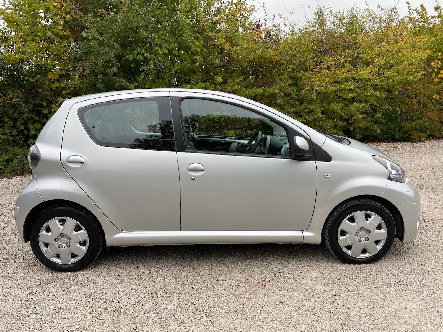 Used Toyota AYGO 2012 for sale - 76259285: Photo 8