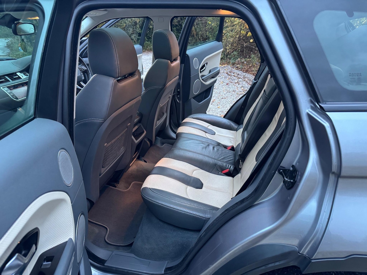 Used Land Rover Range Rover Evoque 2012 for sale - 76562566: Photo 13