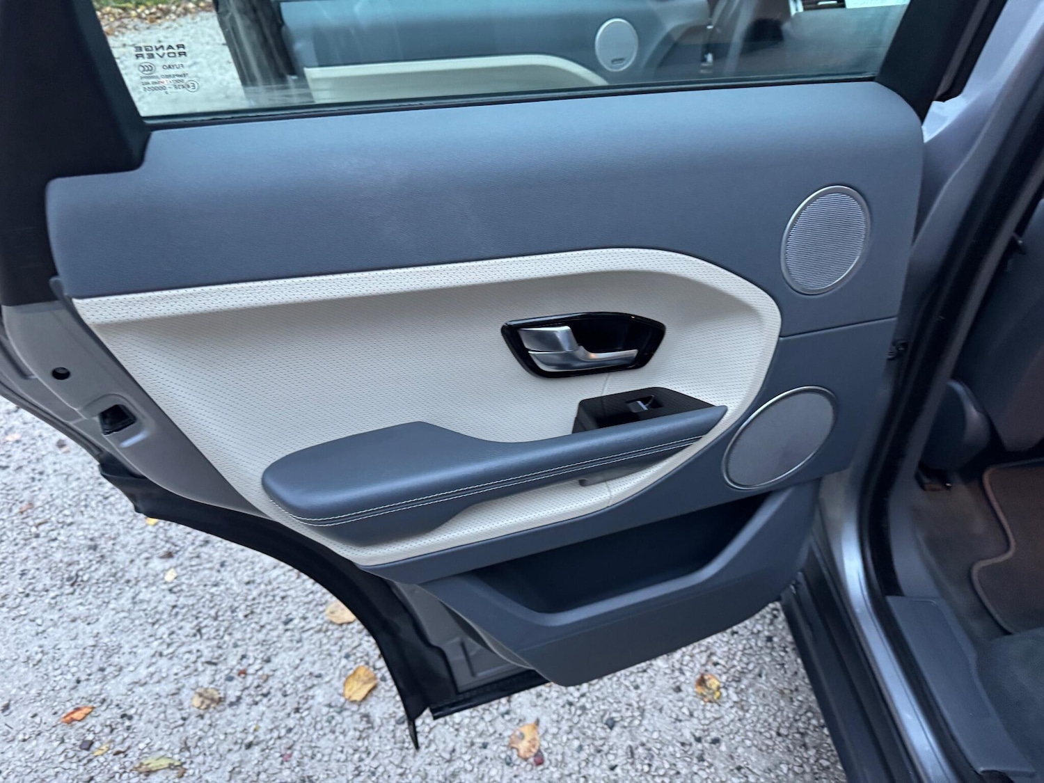 Used Land Rover Range Rover Evoque 2012 for sale - 76562566: Photo 23