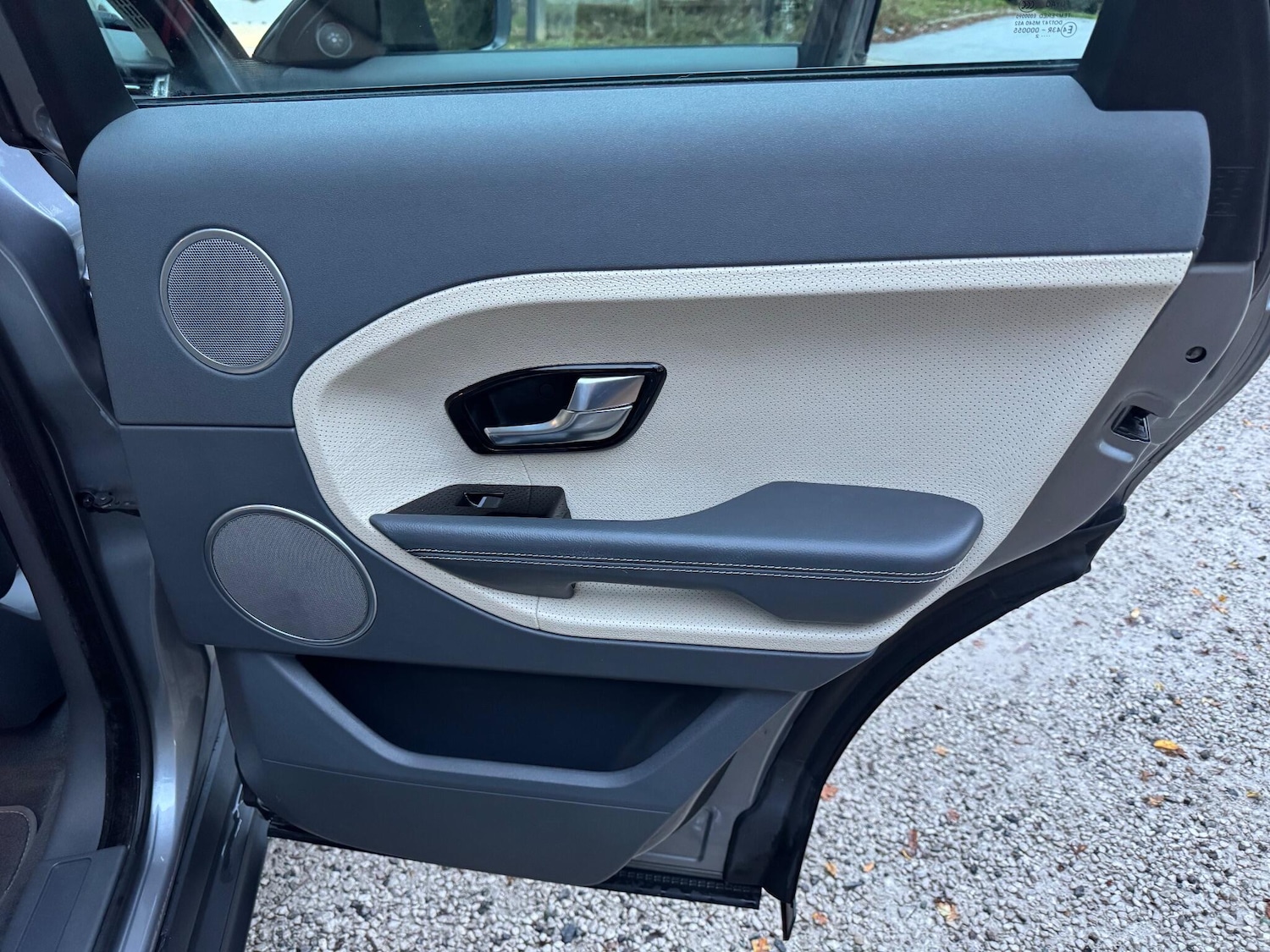 Used Land Rover Range Rover Evoque 2012 for sale - 76562566: Photo 24