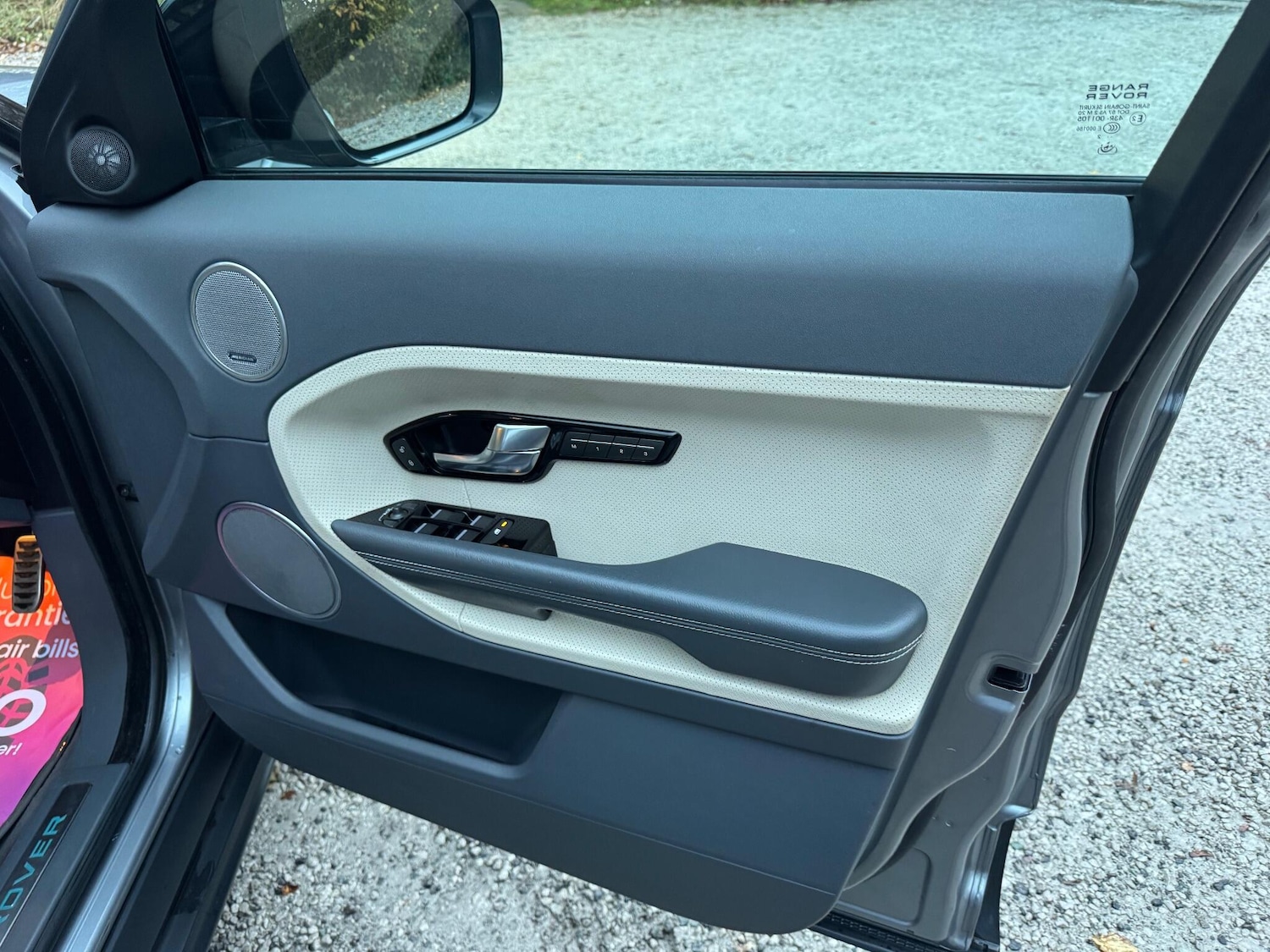 Used Land Rover Range Rover Evoque 2012 for sale - 76562566: Photo 26