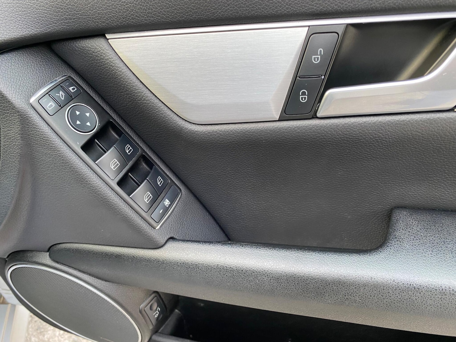 Used Mercedes-Benz C Class for sale - 77957580: Photo 33