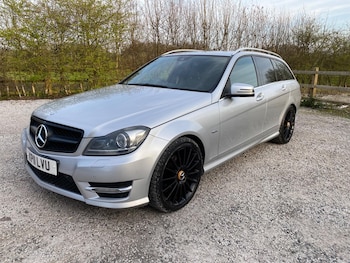 Used Mercedes-Benz C Class 2011 for sale - 77957580: Photo