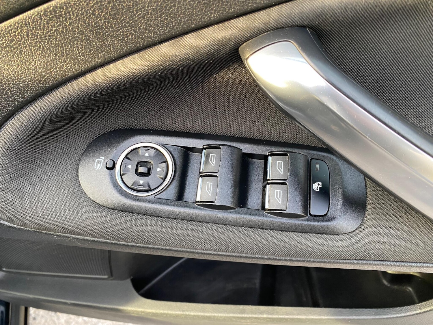 Used Ford Mondeo 2014 for sale - 77957781: Photo 19