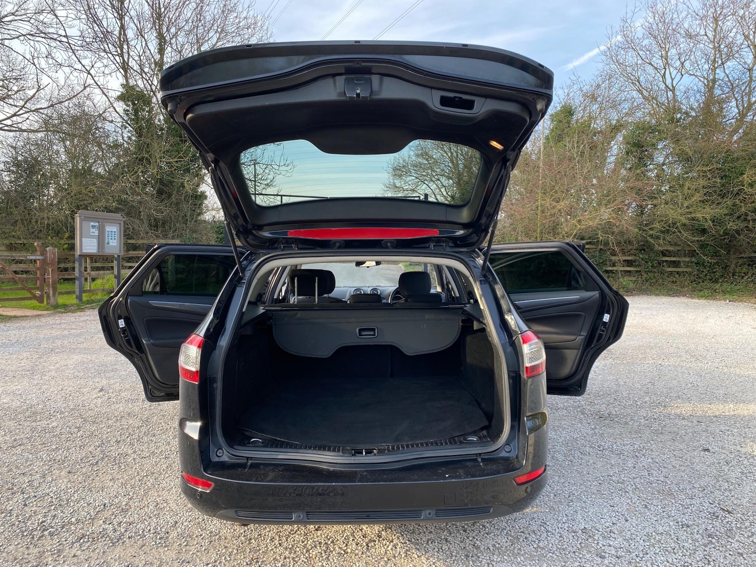 Used Ford Mondeo 2014 for sale - 77957781: Photo 27