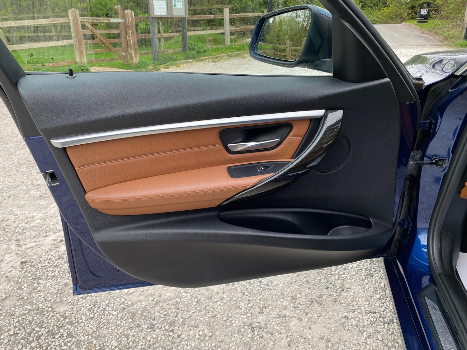 Used BMW 3 Series 2016 for sale - 78185174: Photo 27