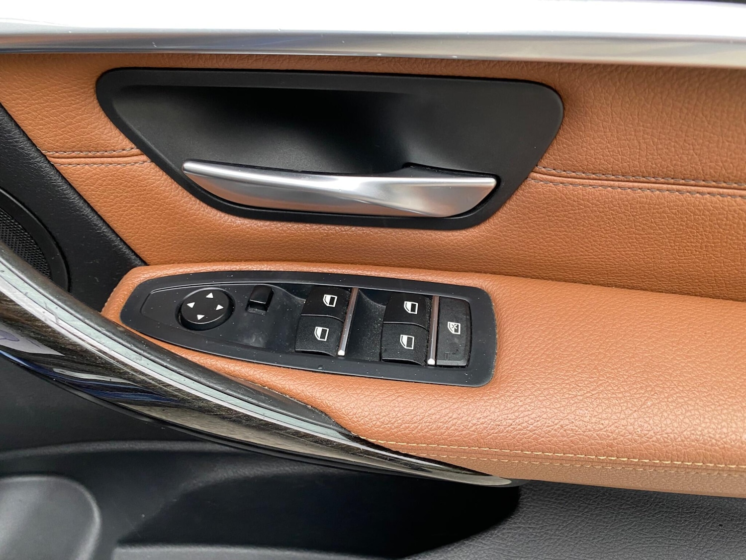 Used BMW 3 Series 2016 for sale - 78185174: Photo 32