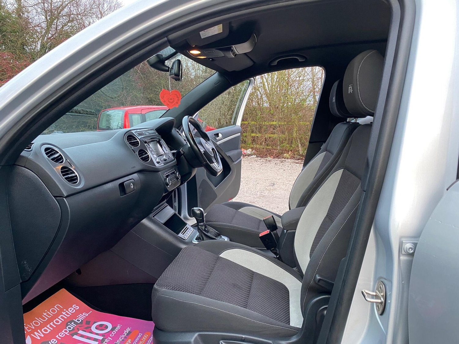 Used Volkswagen Tiguan 2015 for sale - 77191341: Photo 16