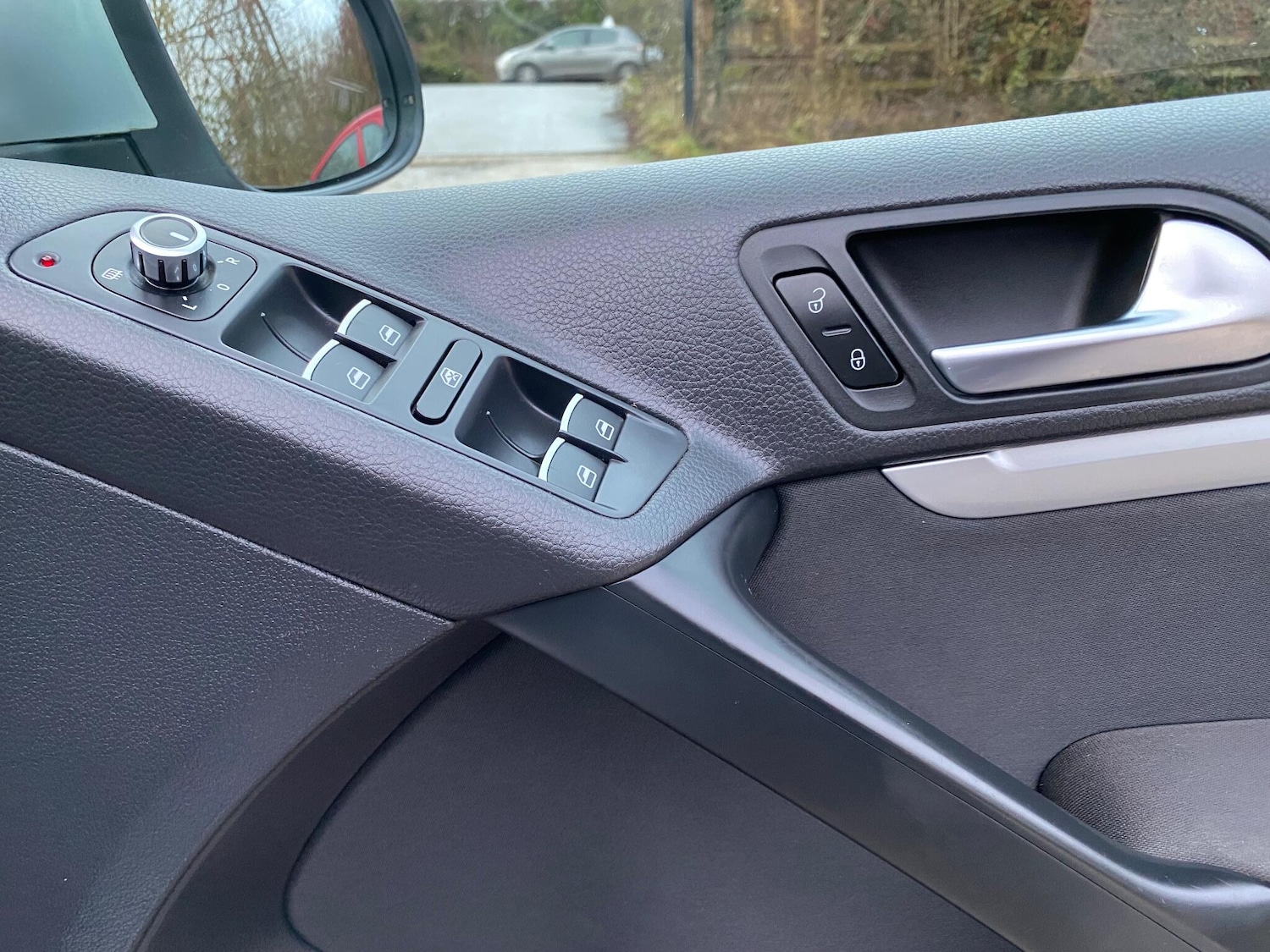 Used Volkswagen Tiguan 2015 for sale - 77191341: Photo 32