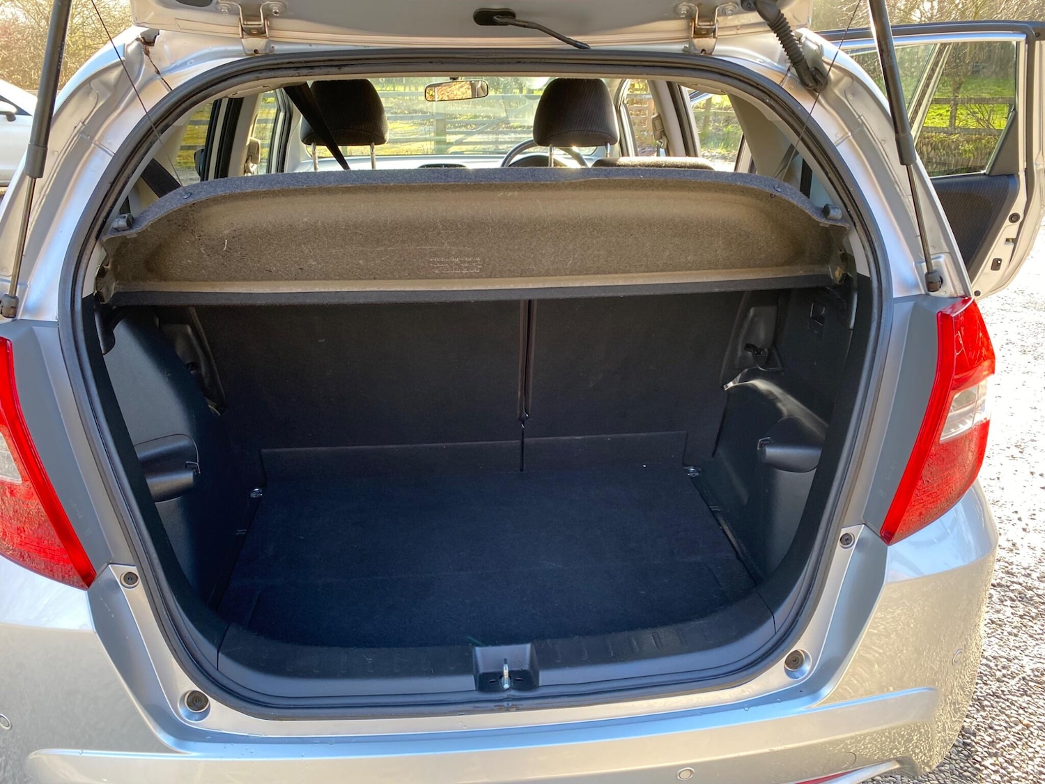 Used Honda Jazz 2014 for sale - 77351610: Photo 21