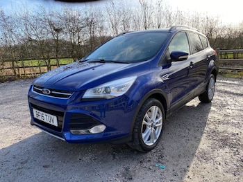 Used Ford Kuga 2015 for sale - 77306132: Photo