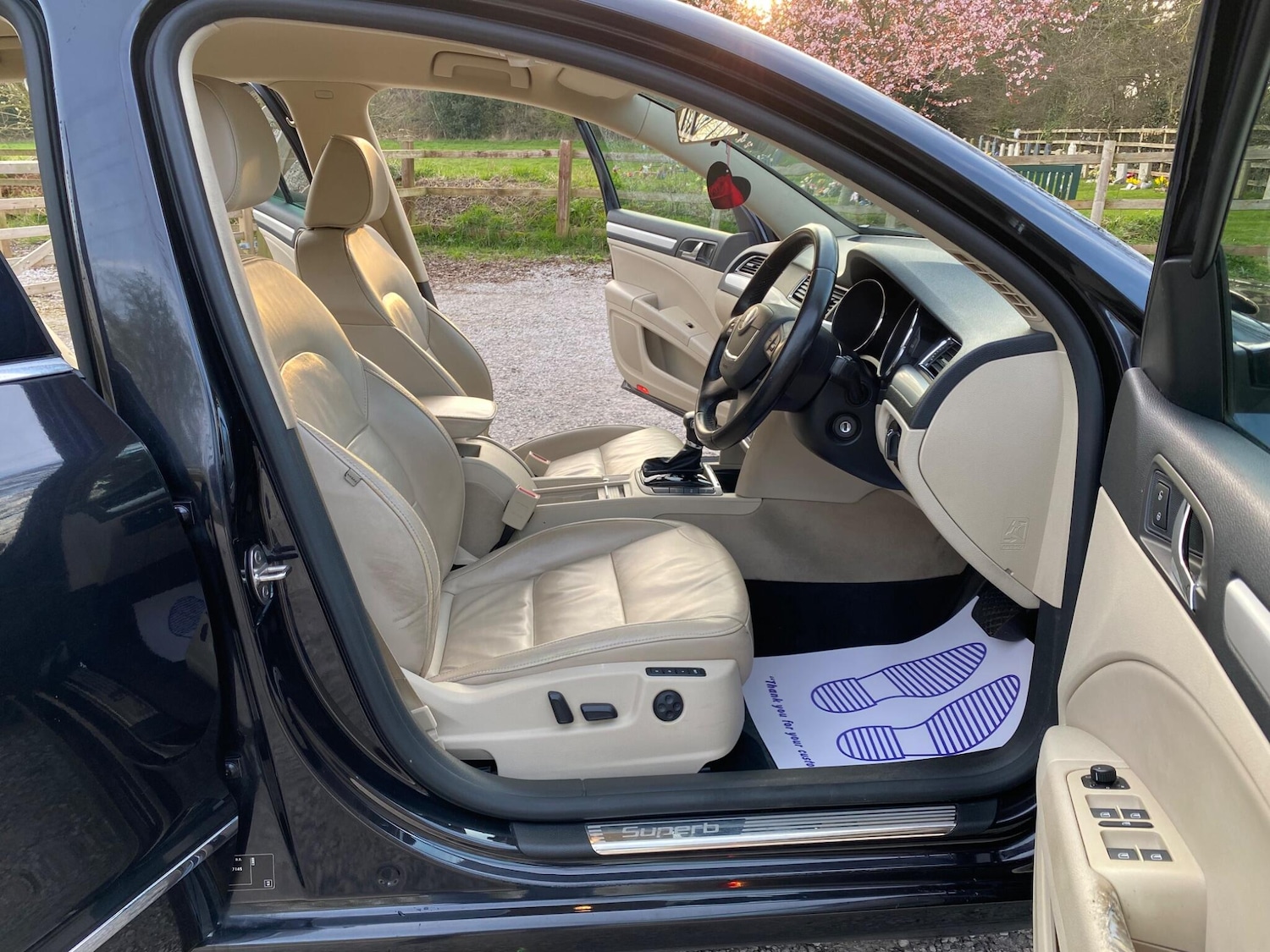 Used Skoda Superb 2010 for sale - 77957818: Photo 12