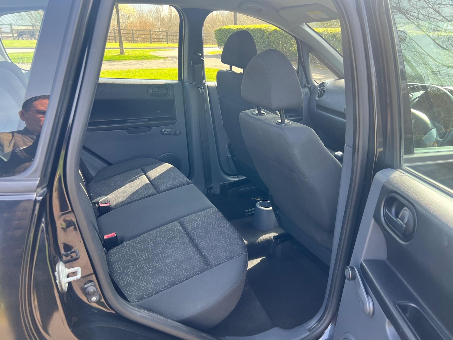 Used Mitsubishi Colt 2011 for sale - 77977758: Photo 12