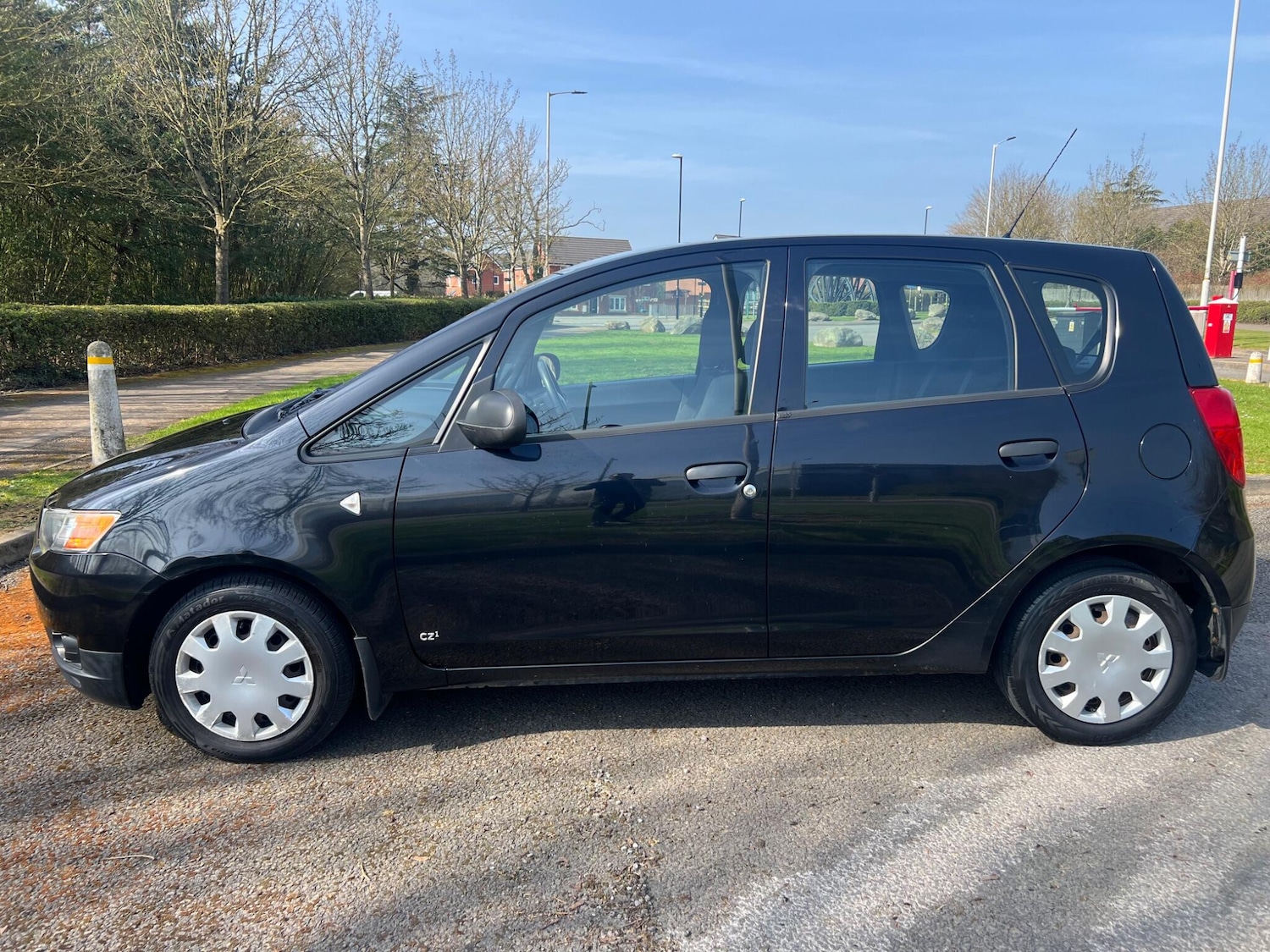 Used Mitsubishi Colt 2011 for sale - 77977758: Photo 4