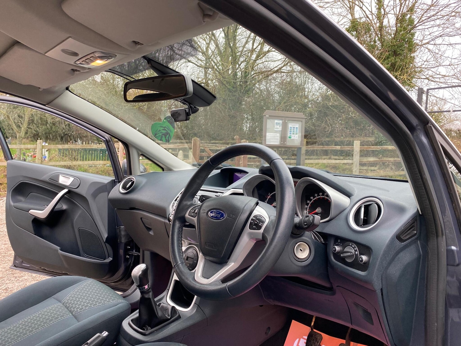 Used Ford Fiesta 2012 for sale - 77067102: Photo 10