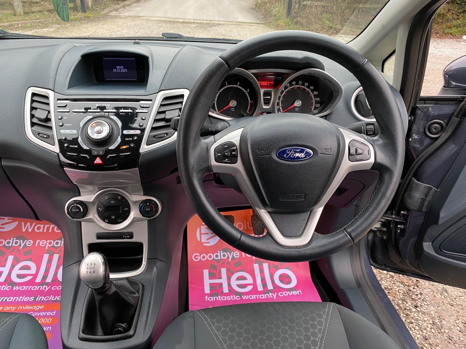 Used Ford Fiesta 2012 for sale - 77067102: Photo 18