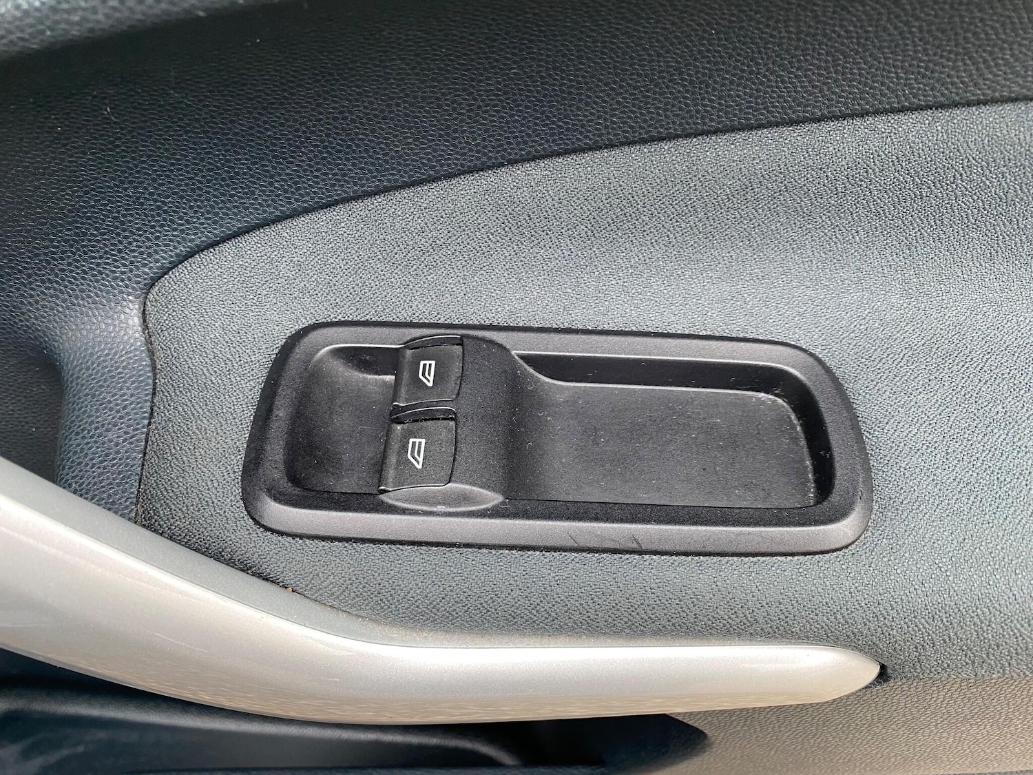 Used Ford Fiesta 2012 for sale - 77067102: Photo 30