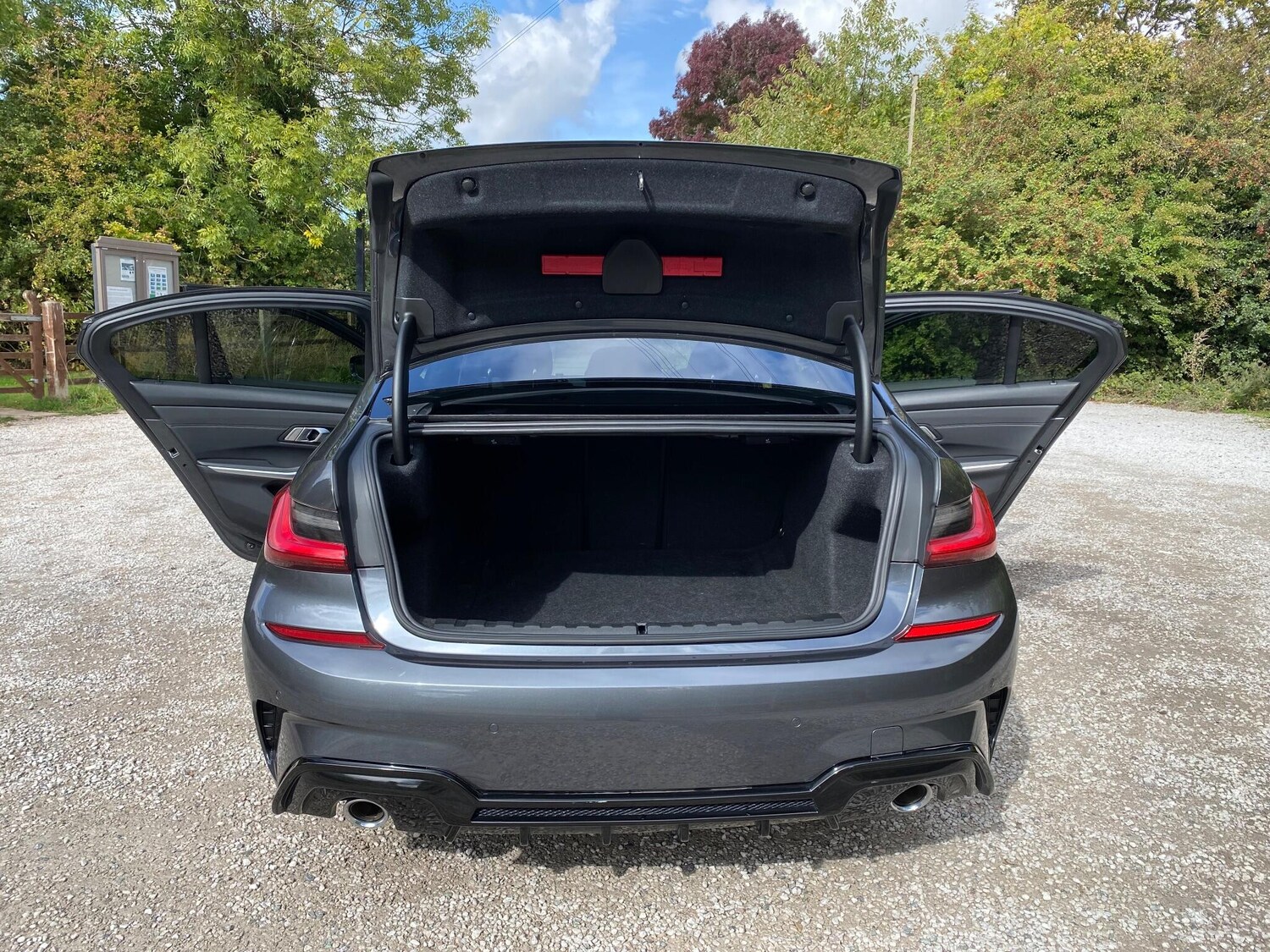 Used BMW 3 Series 2019 for sale - 76136728: Photo 20