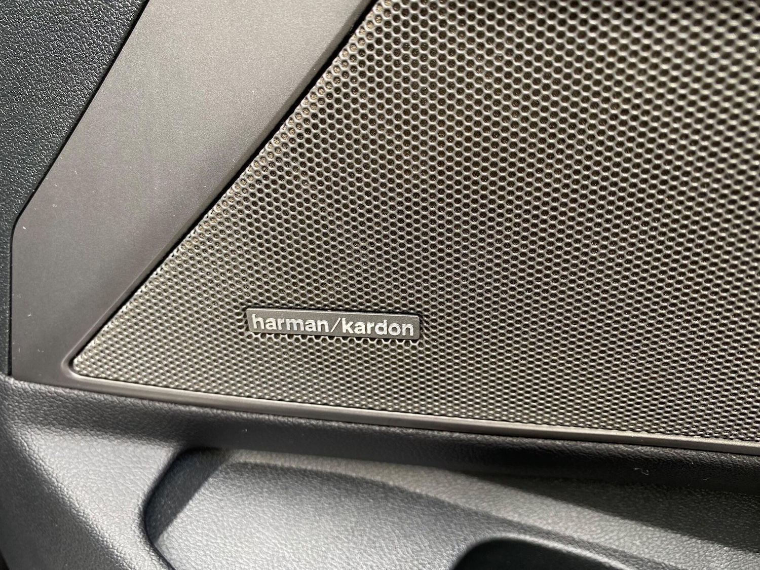 Used BMW 3 Series 2019 for sale - 76136728: Photo 37