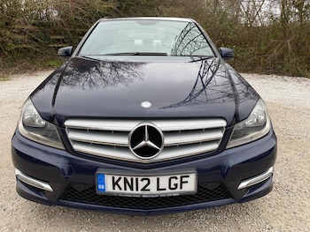 Used Mercedes-Benz C Class 2012 for sale - 77753252: Photo