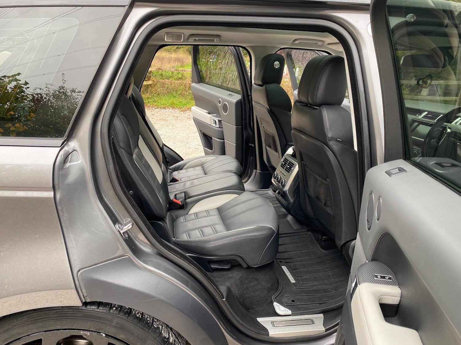 Used Land Rover Range Rover Sport 2015 for sale - 76151438: Photo 12