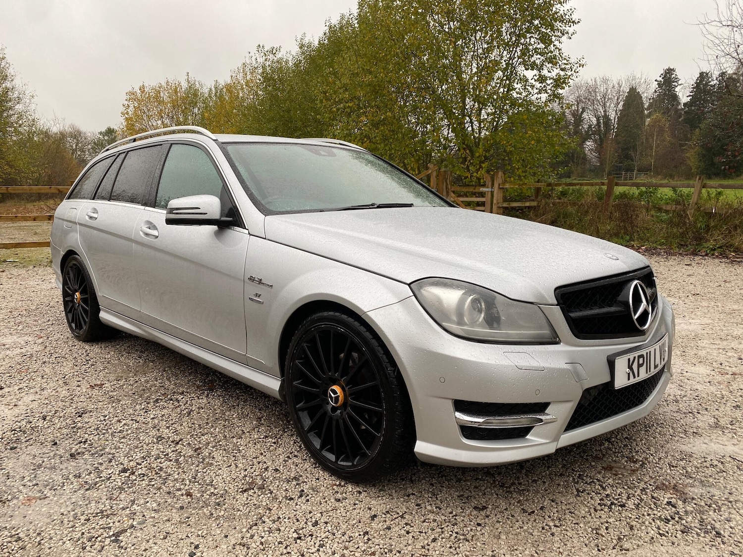 Used Mercedes-Benz C Class 2011 for sale - 76658015: Photo 1