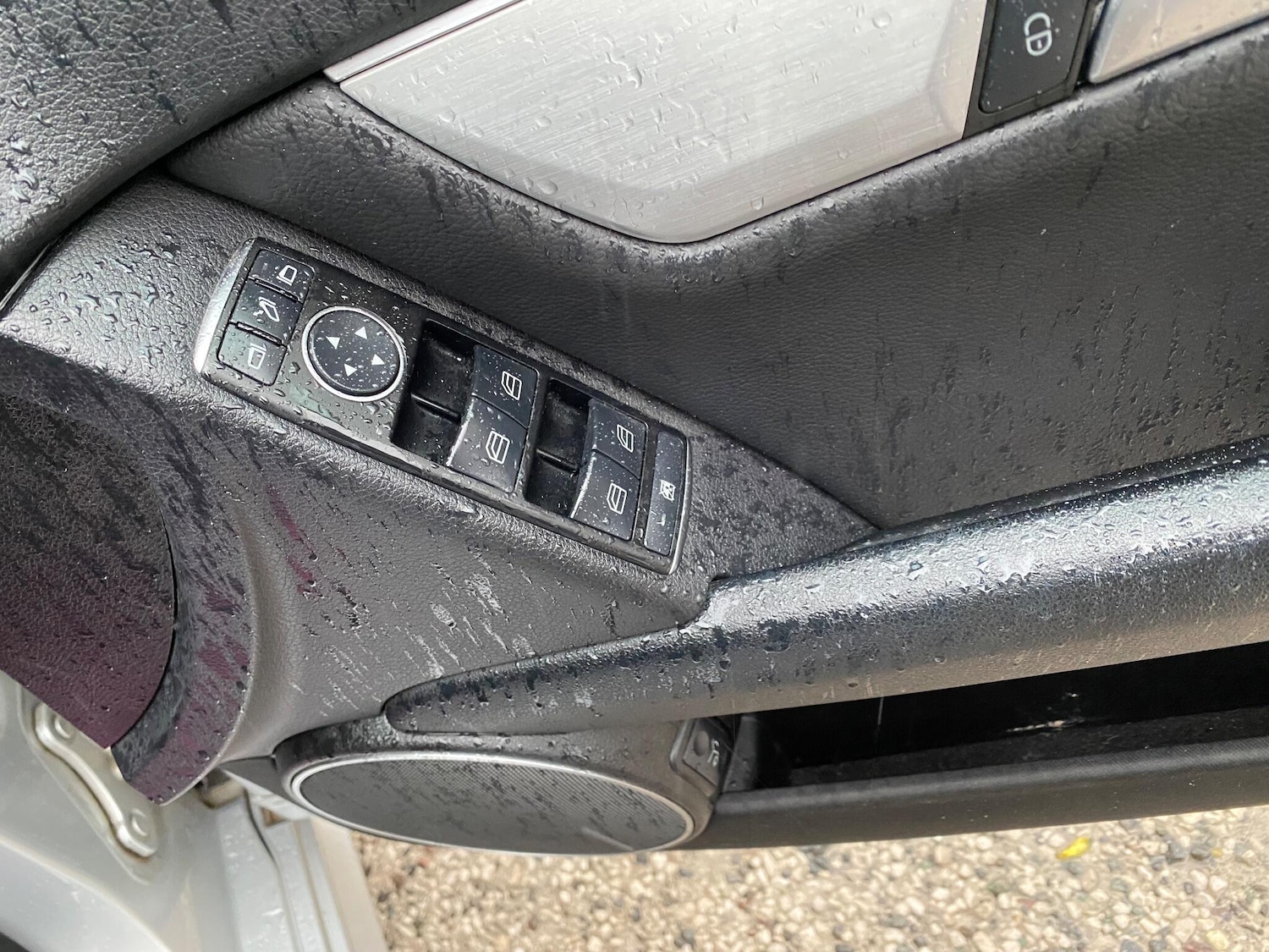 Used Mercedes-Benz C Class 2011 for sale - 76658015: Photo 32