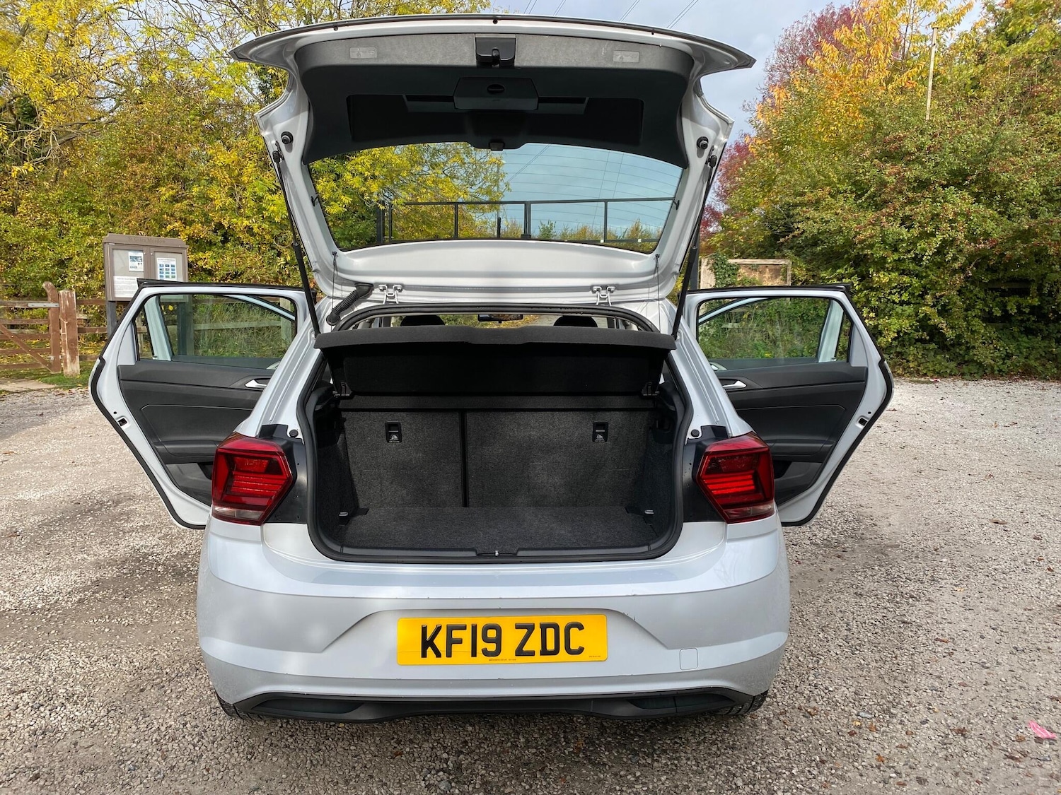 Used Volkswagen Polo 2019 for sale - 76349497: Photo 13