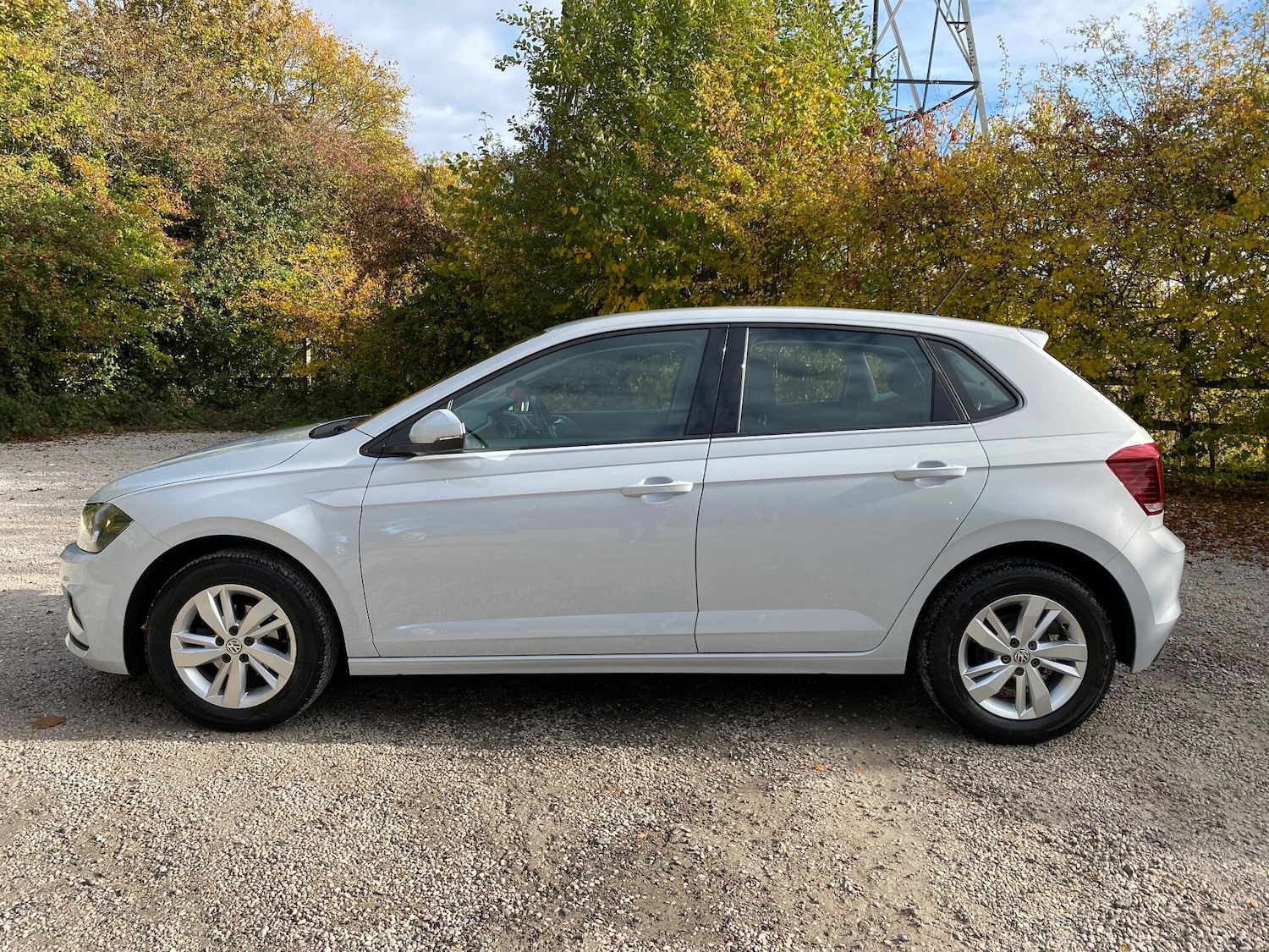 Used Volkswagen Polo 2019 for sale - 76349497: Photo 5