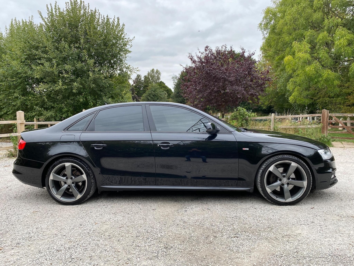 Used Audi A4 2013 for sale - 76085515: Photo 7