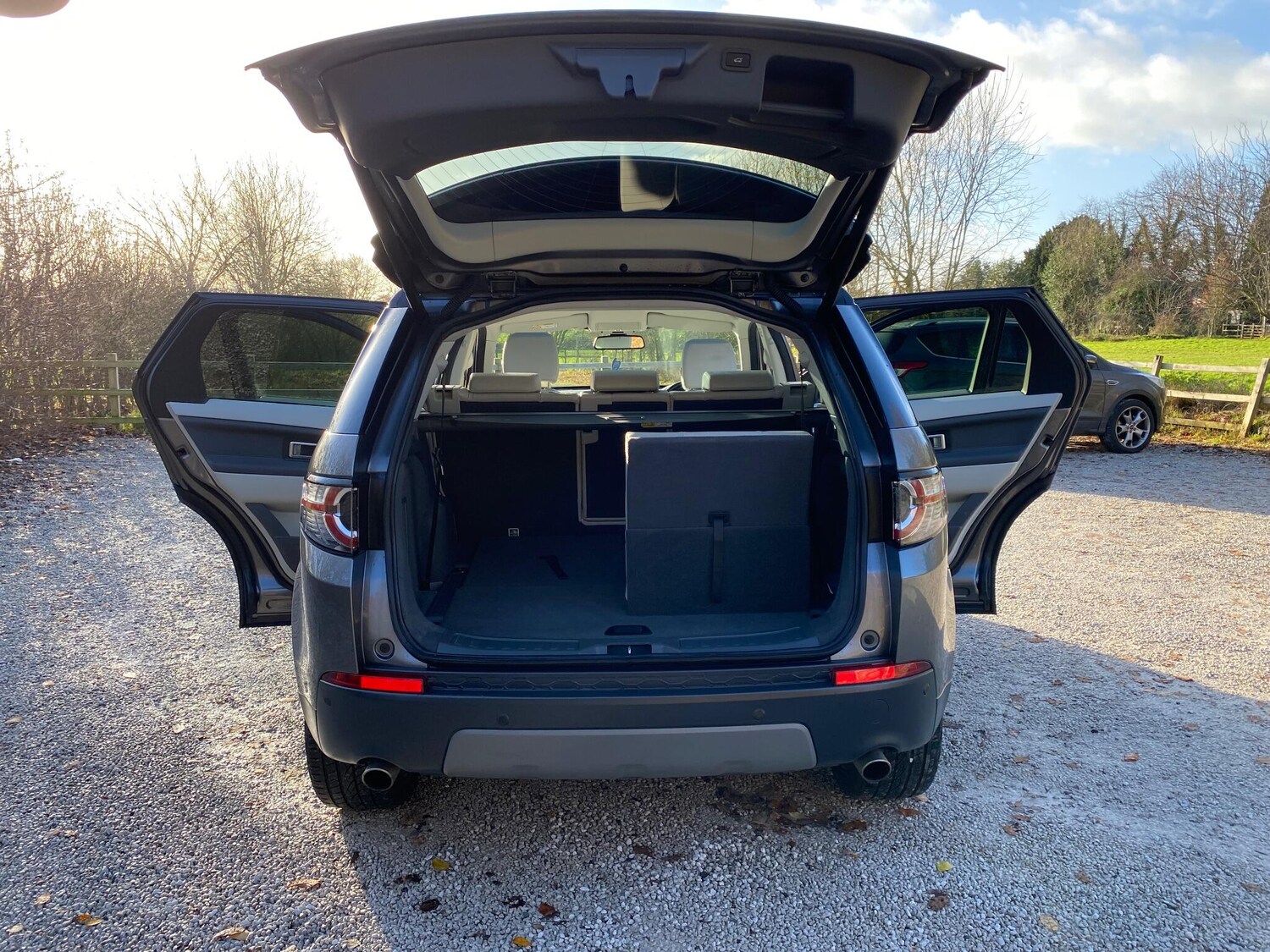 Used Land Rover Discovery Sport 2019 for sale - 76865842: Photo 22