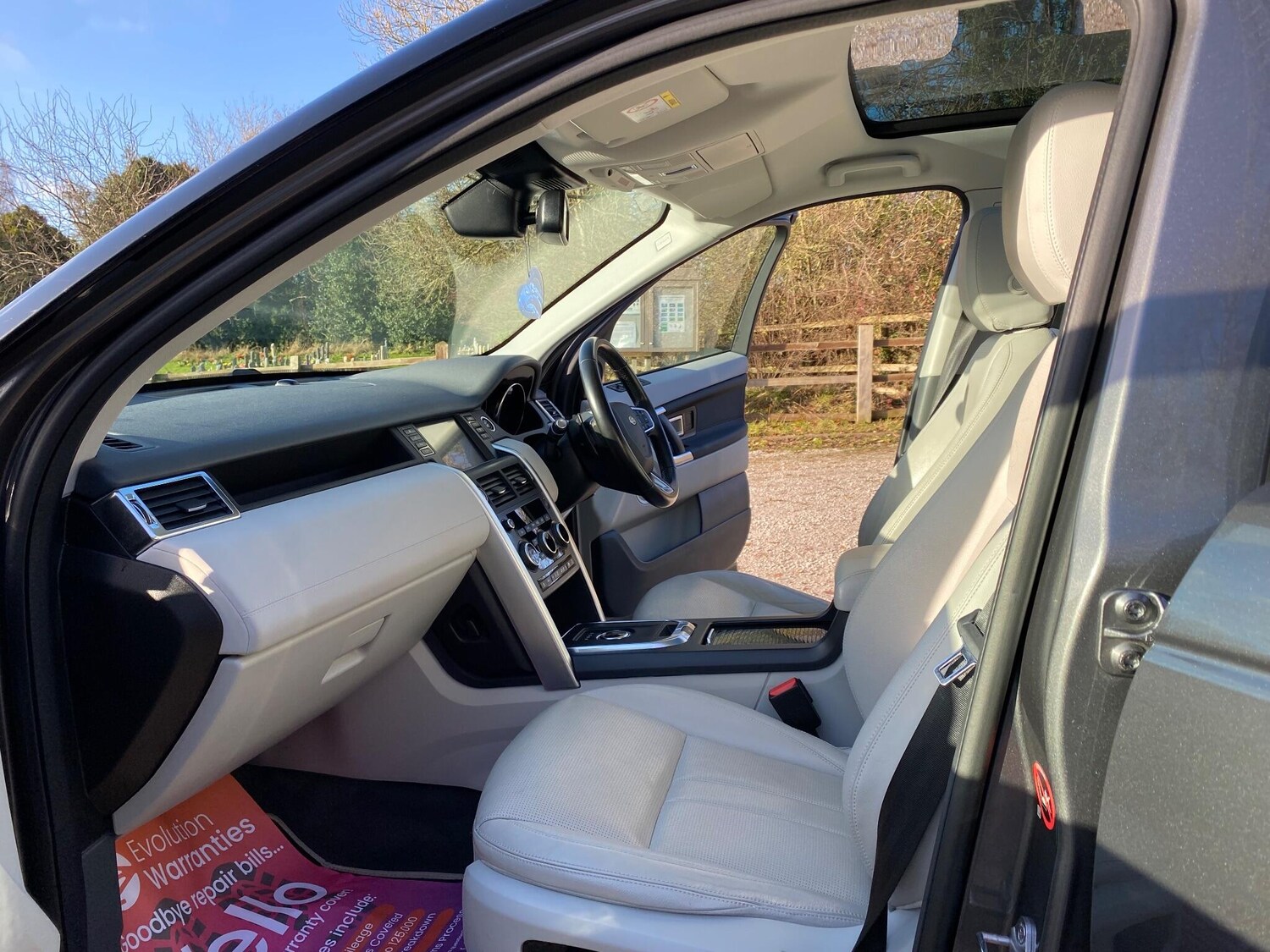 Used Land Rover Discovery Sport 2019 for sale - 76865842: Photo 25