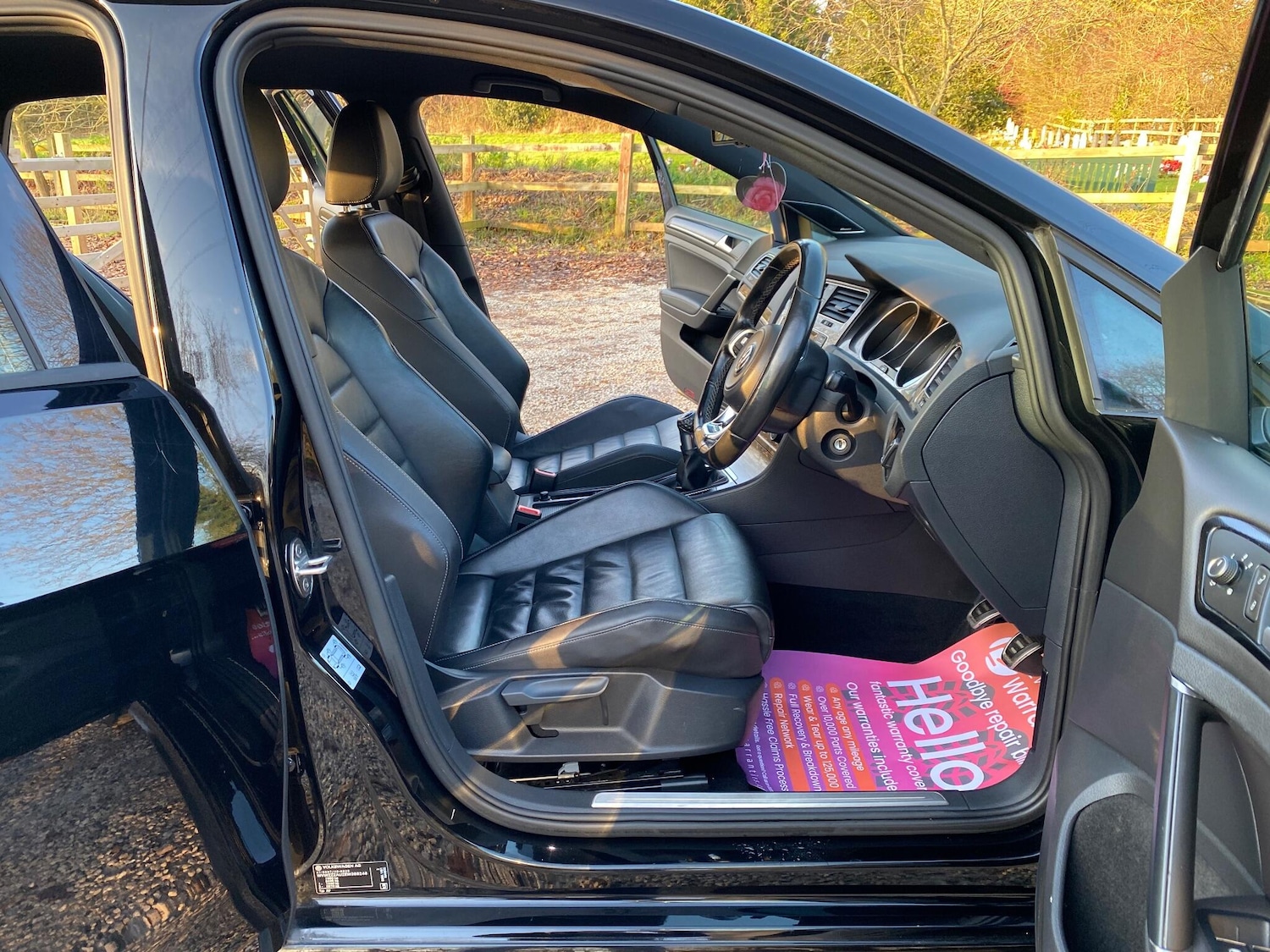 Used Volkswagen Golf 2014 for sale - 77039737: Photo 11