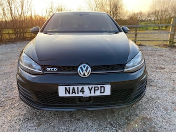Used Volkswagen Golf 2014 for sale - 77039737: Photo