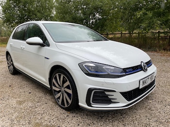 2017 (17) - 1.4 TSI 8.7kWh GTE Advance DSG Euro 6 (s/s) 5dr