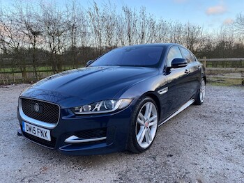 Used Jaguar XE 2015 for sale - 77440915: Photo