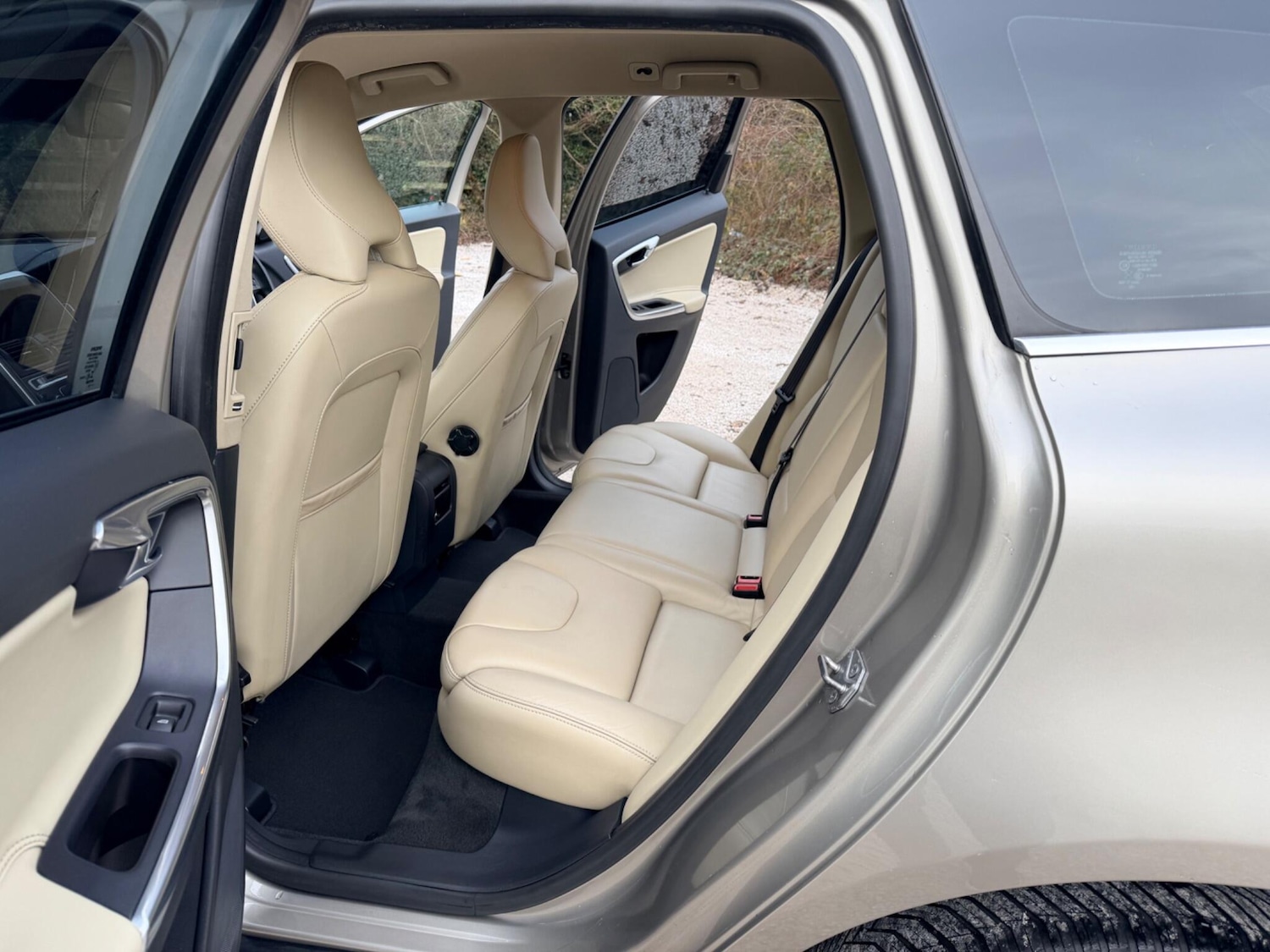 Used Volvo XC60 2014 for sale - 77330449: Photo 15