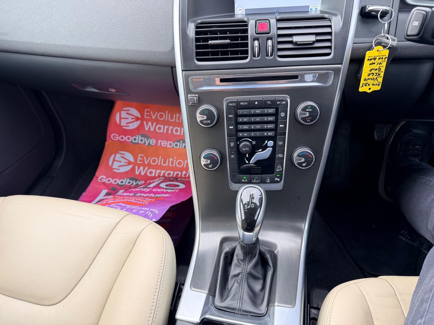 Used Volvo XC60 2014 for sale - 77330449: Photo 25