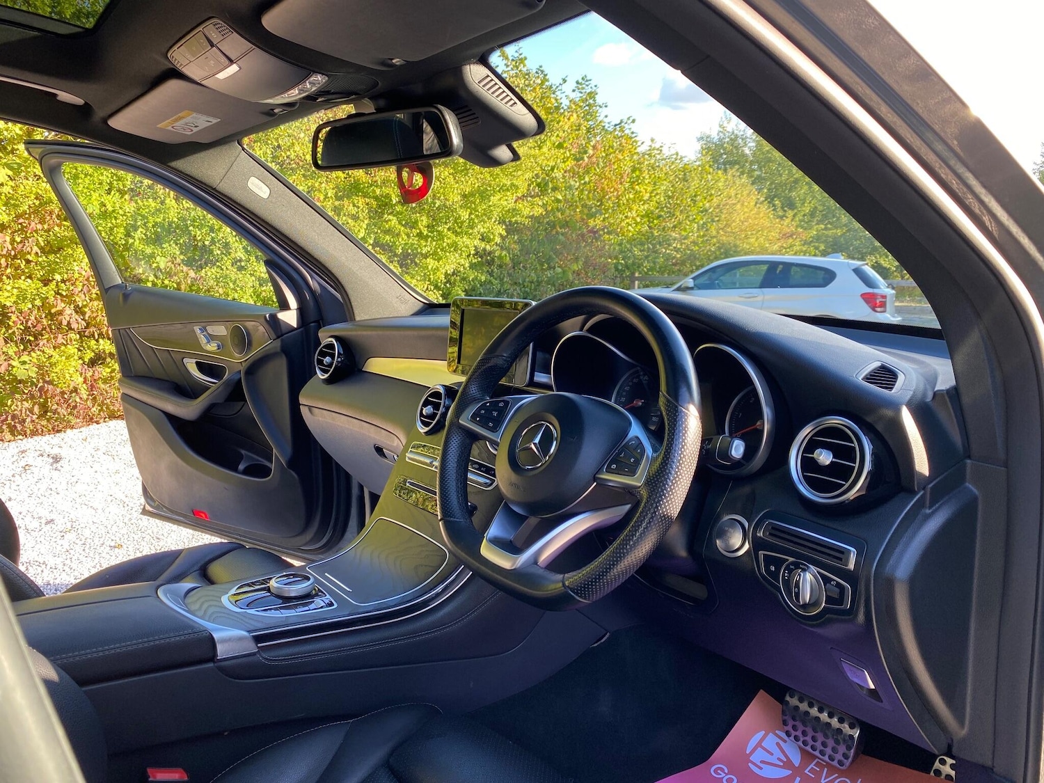 Used Mercedes-Benz GLC 2018 for sale - 76993366: Photo 10