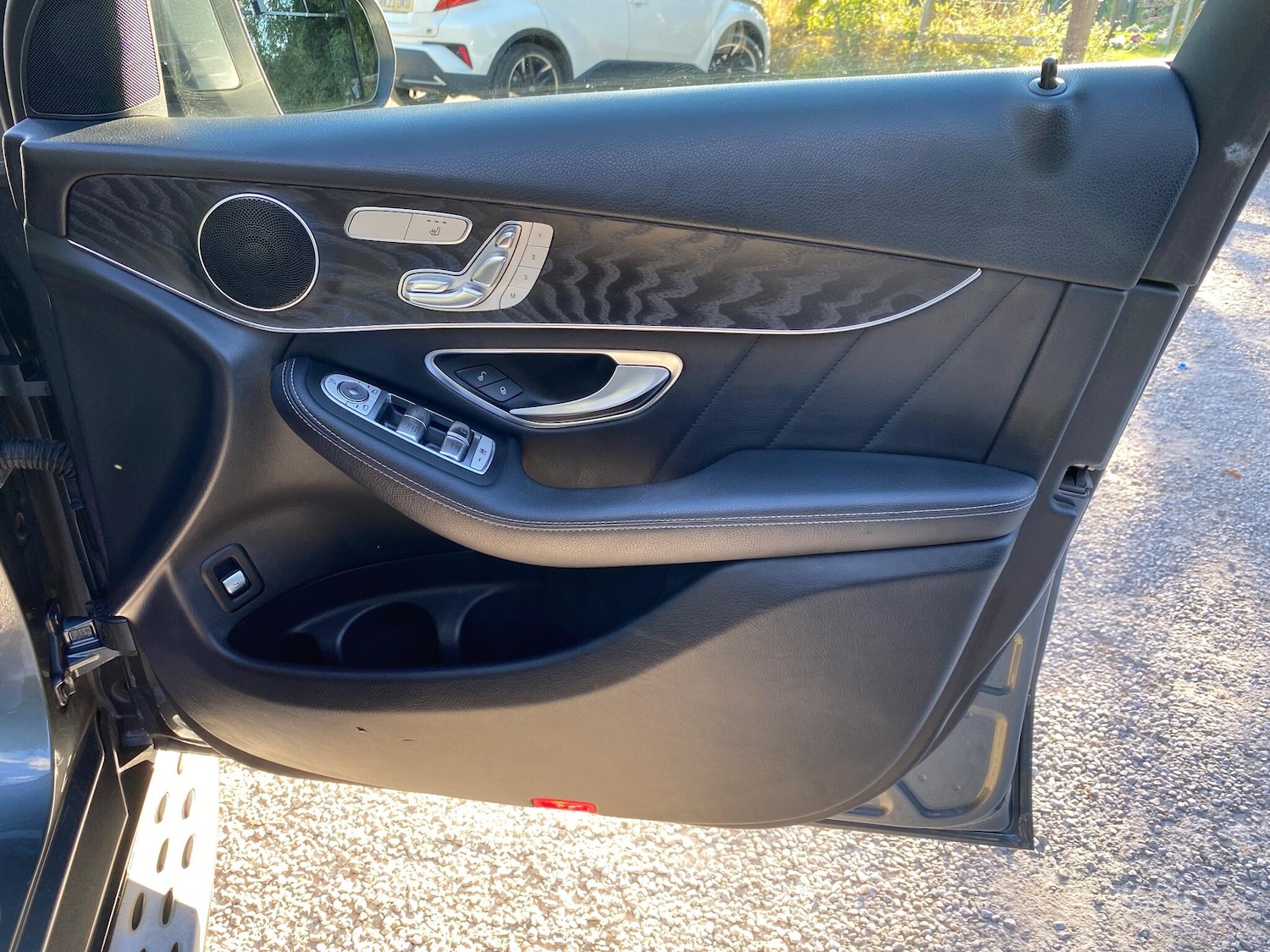 Used Mercedes-Benz GLC 2018 for sale - 76993366: Photo 24