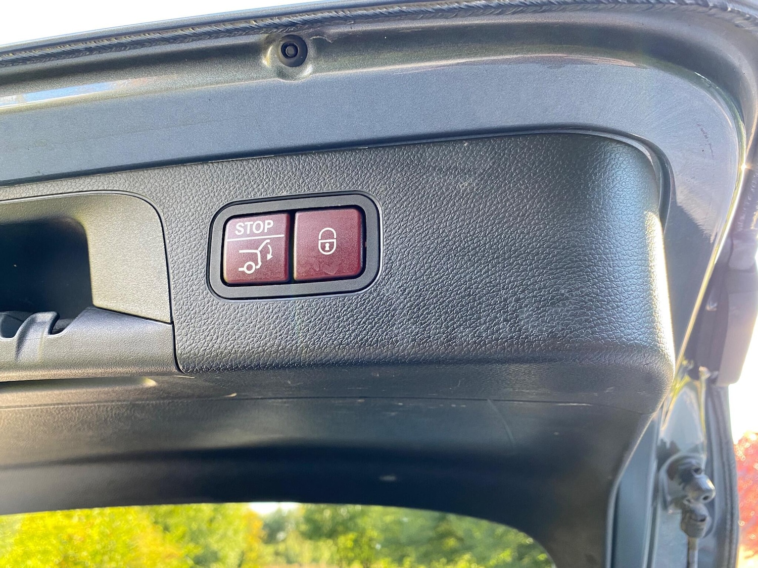 Used Mercedes-Benz GLC 2018 for sale - 76993366: Photo 35